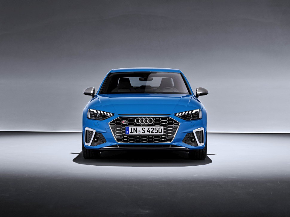 Audi S4 B9 facelift ficha técnica