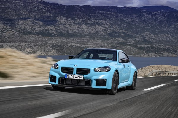 2023 BMW M2 (G87) - Fotografie 1