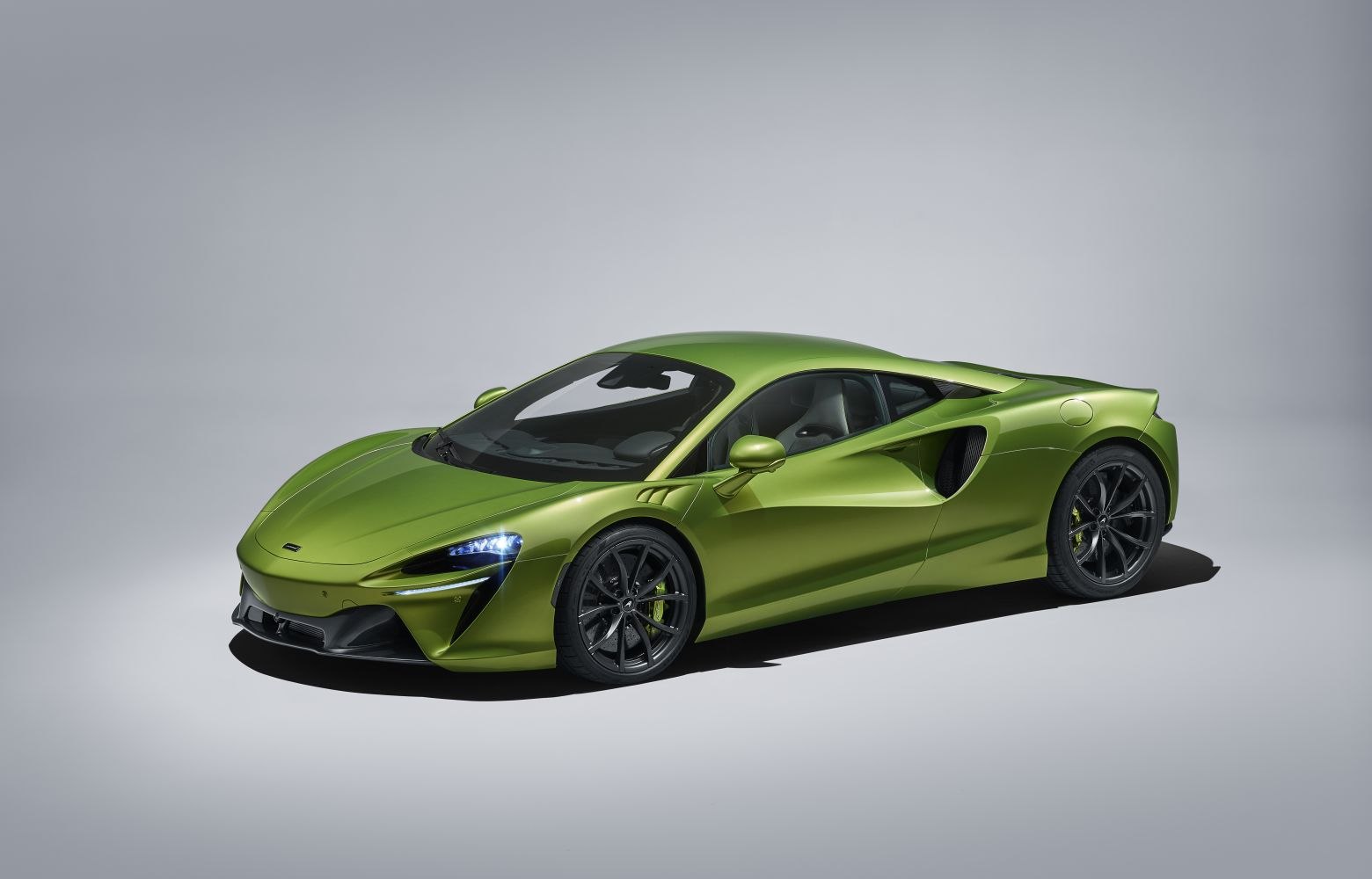 2021 McLaren Artura