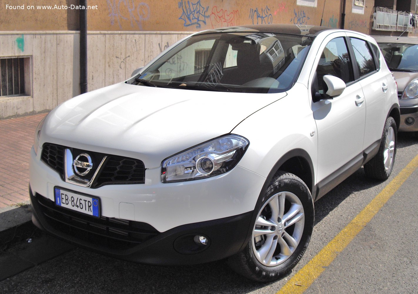 2010 Nissan Qashqai I (J10, facelift 2010) 1.5 dCi (110 Hp)