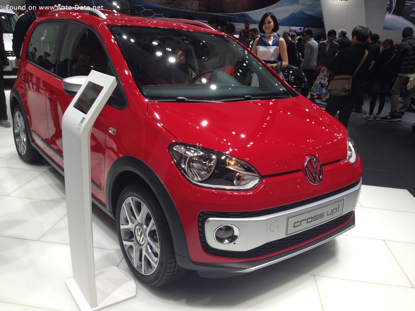 2013 Volkswagen Cross Up! 1.0 (75 Hp) | Technical specs, fuel consumption, Dimensions