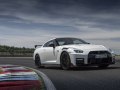 Nissan GT-R (R35, facelift 2016) - Photo 3