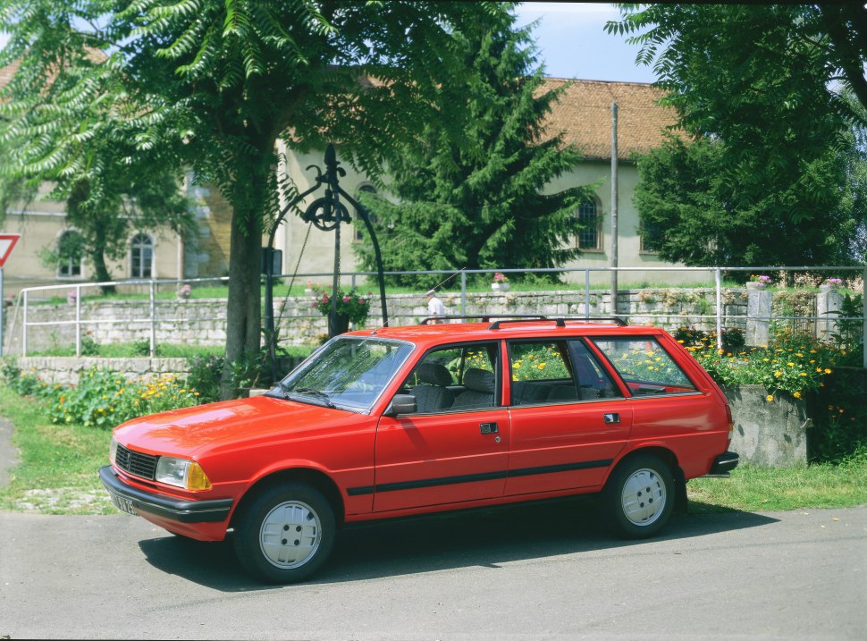 1982 Peugeot 305 II Break (581E) - Снимка 1