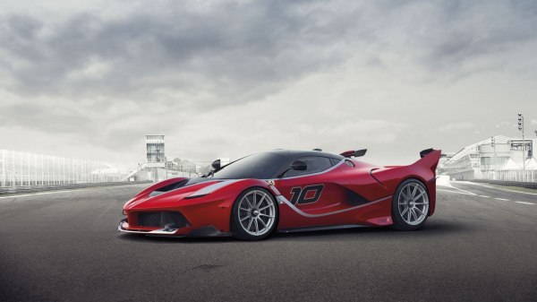 2015 Ferrari FXX-K - Fotoğraf 1
