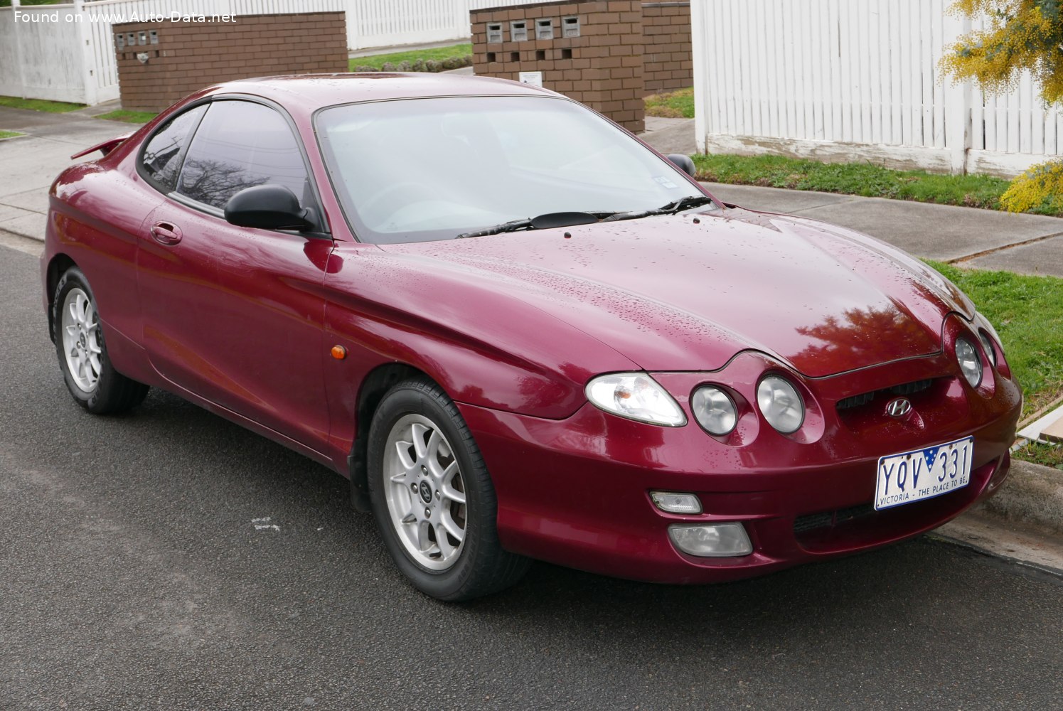 1999 Hyundai Coupe I (RD2, facelift 1999) 1.6 16V (114 Hp