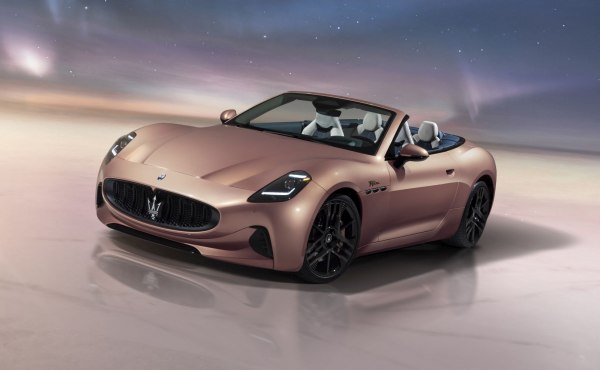 2024 Maserati GranCabrio II - Fotoğraf 1