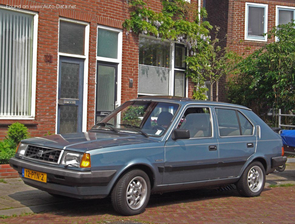 1982 Volvo 340-360 (344) - Fotografie 1