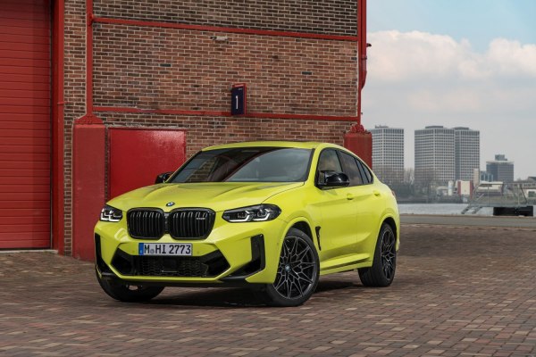 2022 BMW X4 M (F98, facelift 2021) - Fotografie 1