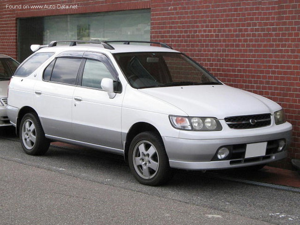 1997 Nissan R Nessa - Kuva 1