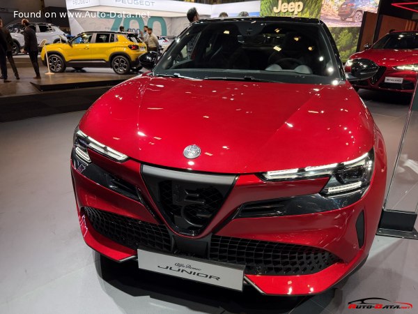 2024 Alfa Romeo Junior - Fotografia 1
