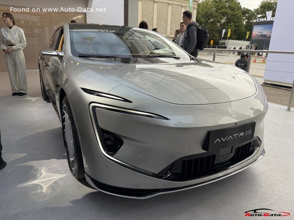 2025 Avatr 012 - Снимка 1