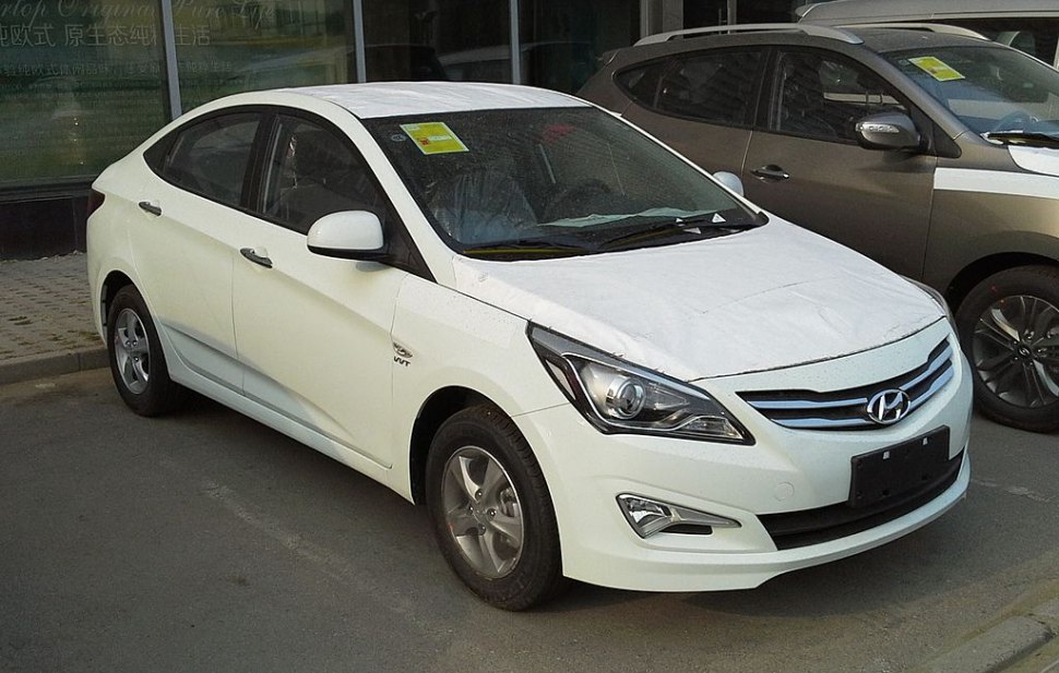 2015 Hyundai Verna IV (facelift 2015) - Photo 1