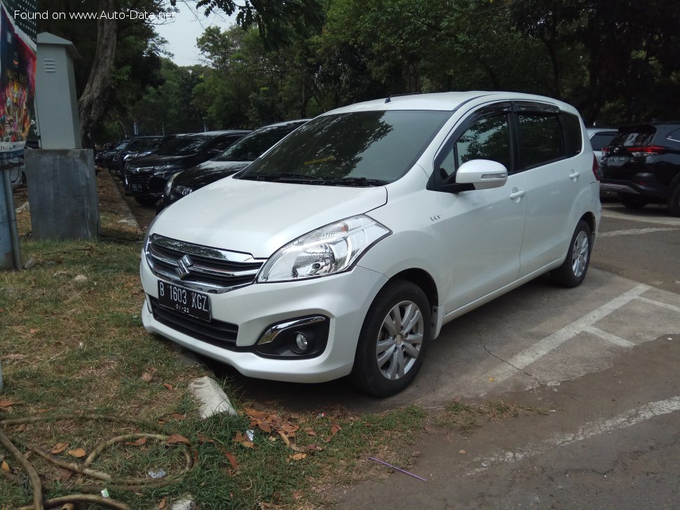 2015 Suzuki Ertiga I (facelift 2015) - Fotografia 1
