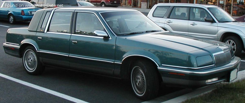 1990 Chrysler New Yorker Fifth Avenue - Fotoğraf 1