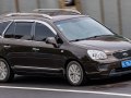 Kia Carens II (UN, facelift 2010) - Fotografie 3