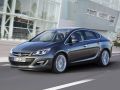 Opel Astra J Sedan - Bild 2