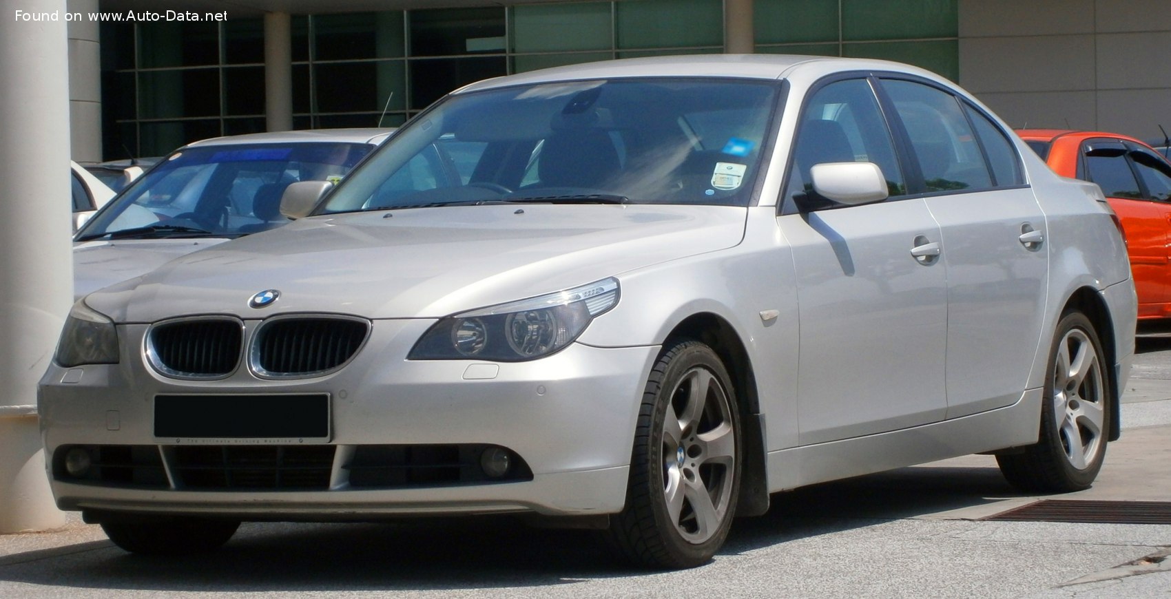 BMW 5 Series E60 2005 523i (177 Hp) Steptronic BMW 5 Series E60 2005 523i (177 Hp) Steptronic