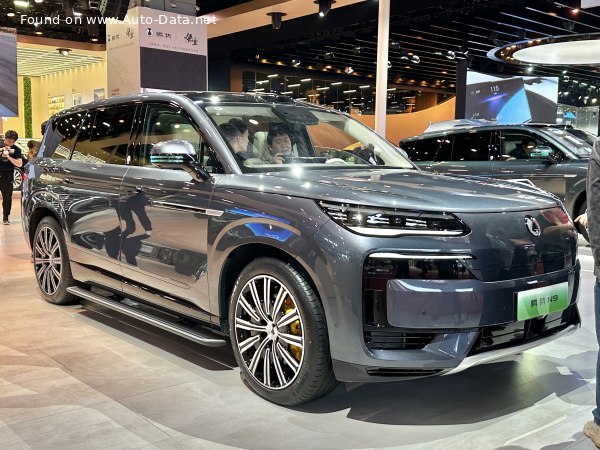 2025 Denza N9 - Bild 1