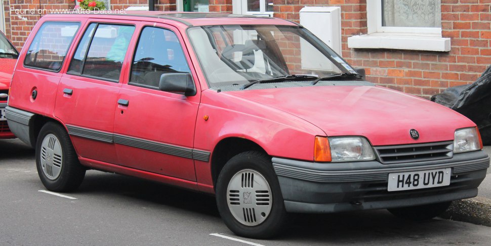 1984 Vauxhall Astra Mk II Estate - Fotoğraf 1