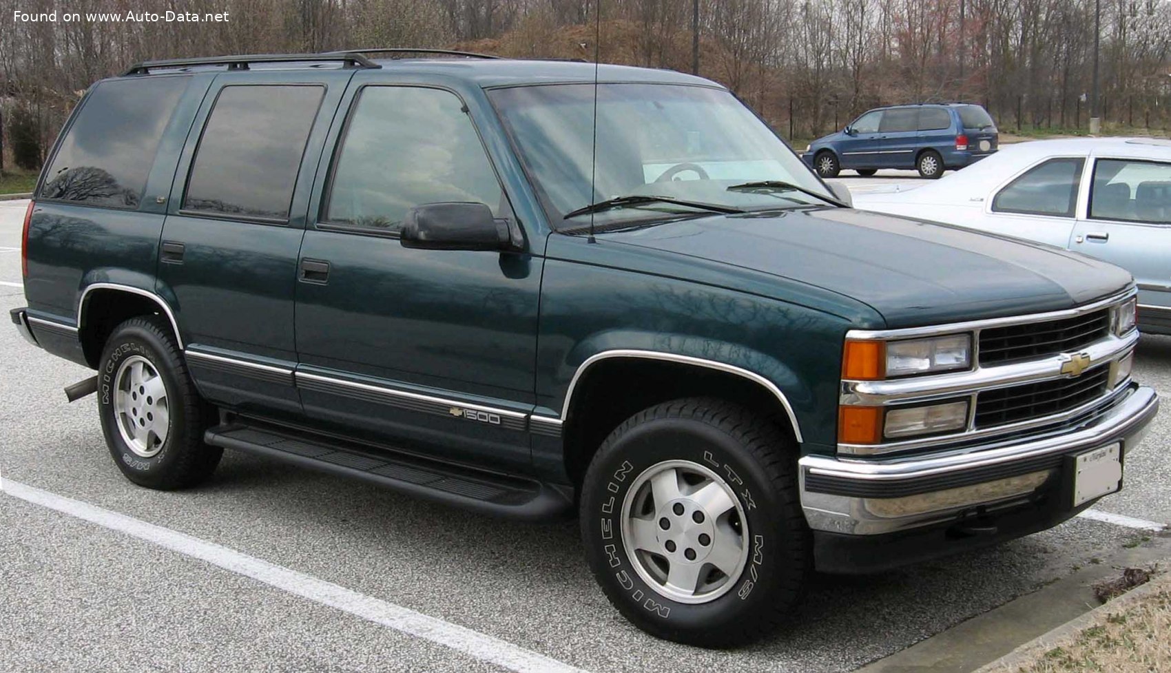 1996 Chevrolet Tahoe (GMT410)  i V8 (258 CV) | Ficha técnica y consumo ,  Medidas
