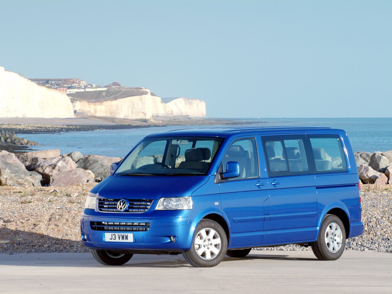 Volkswagen Multivan 1.9 TDI specs, dimensions