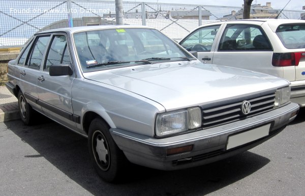 1981 Volkswagen Santana (32B) - Fotografia 1