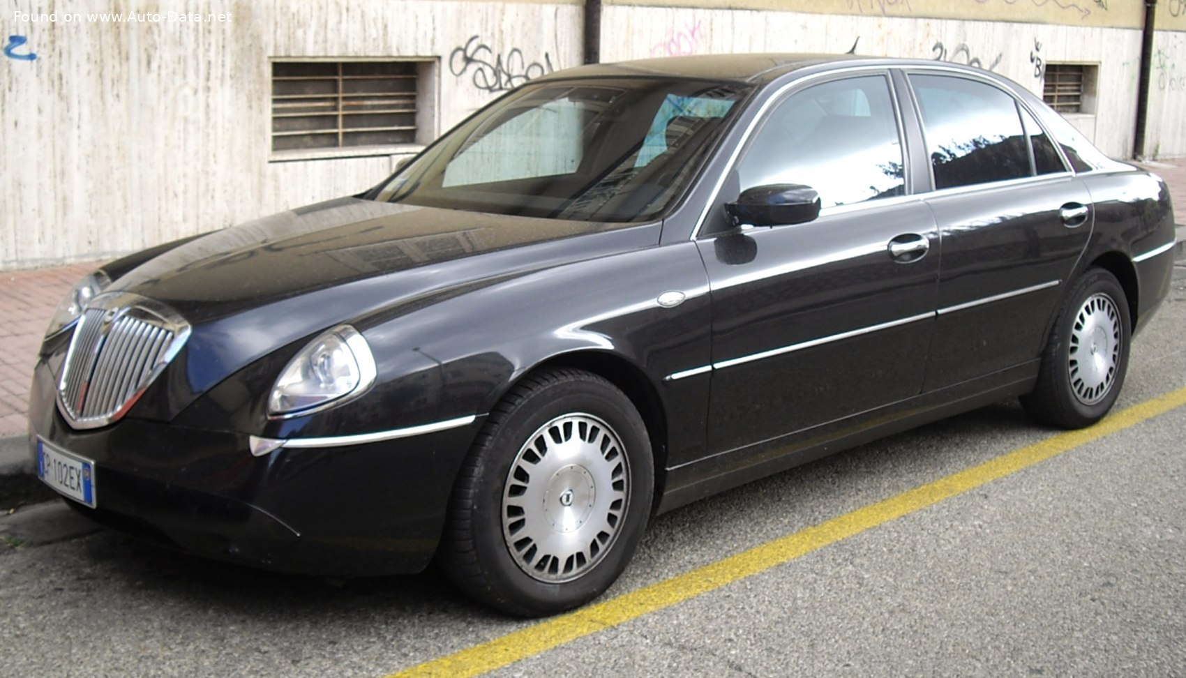 lancia thesis km 0