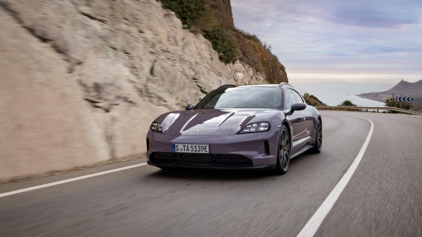 2025 Porsche Taycan Sport Turismo (Y1A, facelift 2024) - Fotoğraf 1