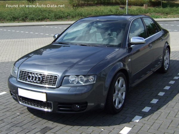 2003 Audi S4 (8E, B6) - Fotografie 1