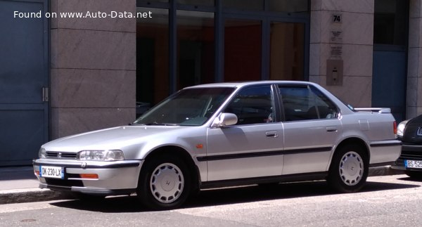 1990 Honda Accord IV (CB3,CB7) - Fotografia 1