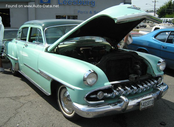 1954 DeSoto Firedome Four-Door Sedan (facelift 1954) - Fotoğraf 1