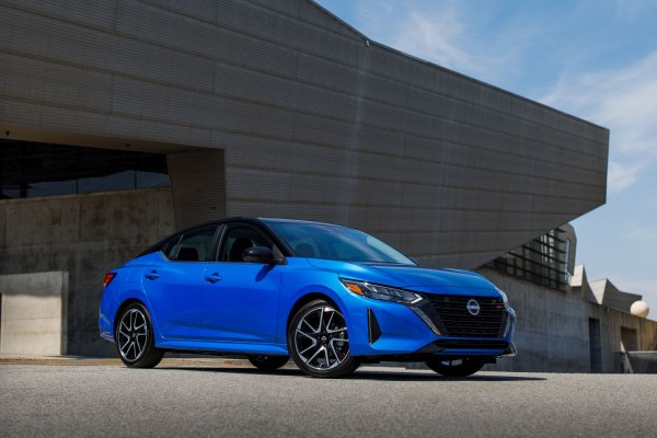 2024 Nissan Sentra VIII (B18, facelift 2023) - Foto 1