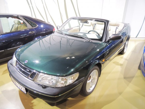 1994 Saab 900 II Cabriolet - Фото 1