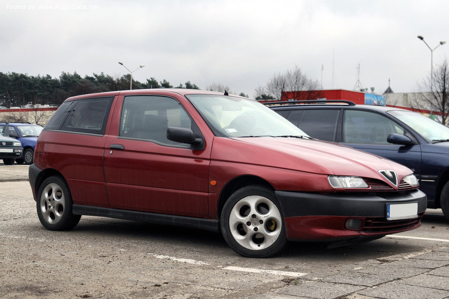 1994 Alfa Romeo 145 (930) 1.6 (103 hk) Tekniska data