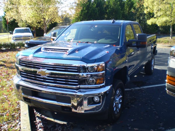 2015 Chevrolet Silverado 2500 HD III (K2XX) Crew Cab Long Box - Снимка 1