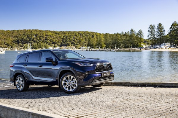 2021 Toyota Kluger IV - εικόνα 1