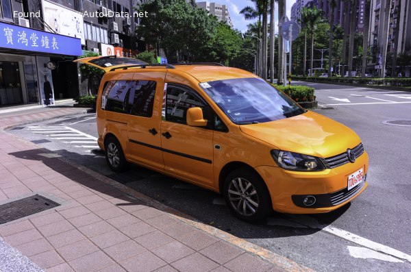 2010 Volkswagen Caddy Maxi III (facelift 2010) - Fotografia 1