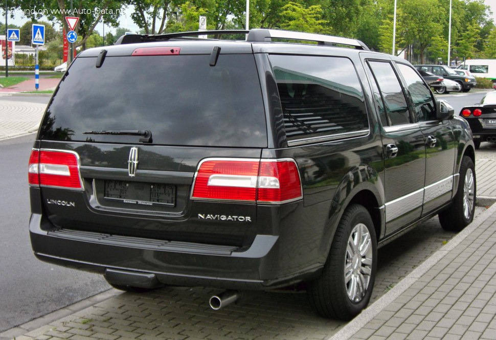 Lincoln navigator игрушка