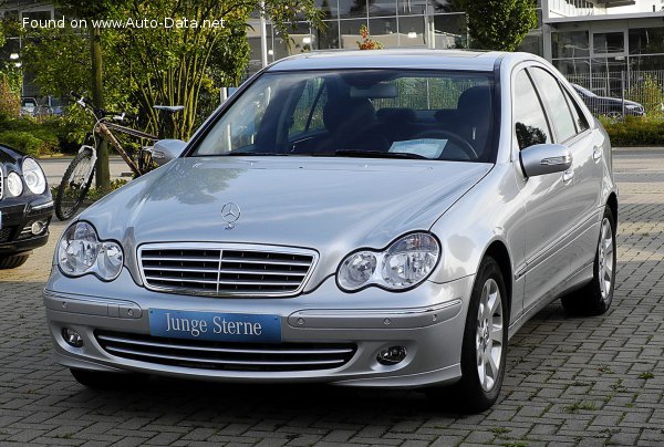 2004 Mercedes-Benz C-class (W203, facelift 2004) - Fotografie 1