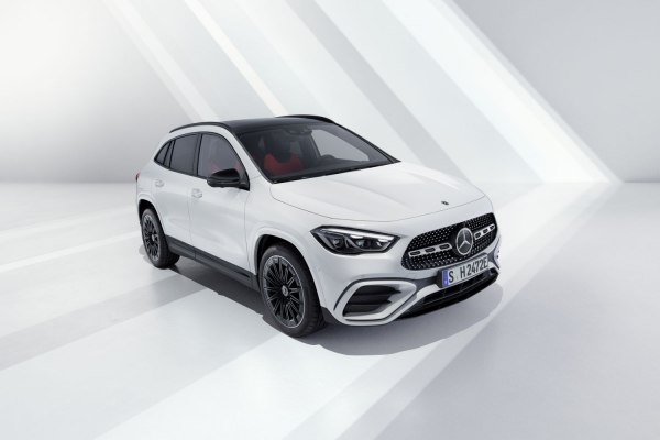 2024 Mercedes-Benz GLA (H247, facelift 2023) - Fotografia 1