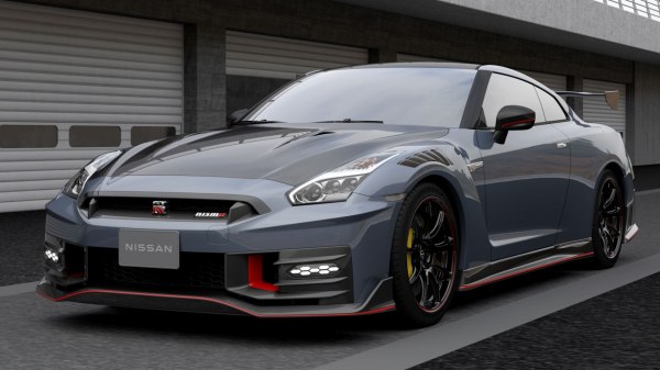 2024 Nissan GT-R (R35, facelift 2023) - Kuva 1