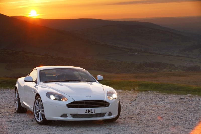 2005 Aston Martin DB9 Coupe - Fotografie 1