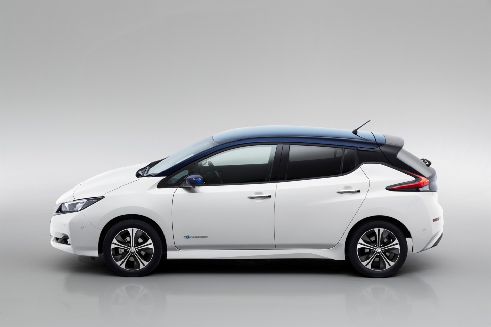 Nissan leaf ze1 комплектации Nissan leaf ze1 комплектации