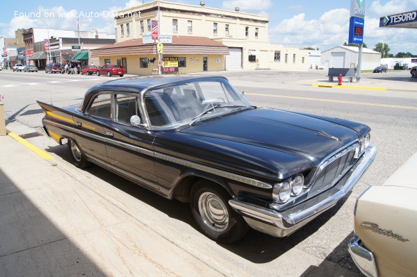 1960 DeSoto Fireflite IV Four-Door Sedan - Kuva 1