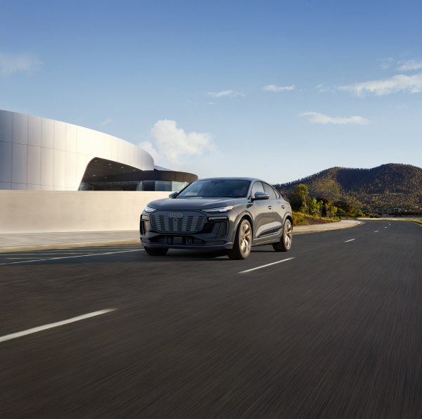 2025 Audi Q6 Sportback e-tron - Photo 1