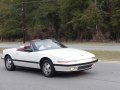 Buick Reatta - Teknik özellikler, Yakıt tüketimi, Boyutlar