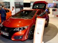 2014 Honda Civic IX Hatchback (facelift 2014) - Kuva 3