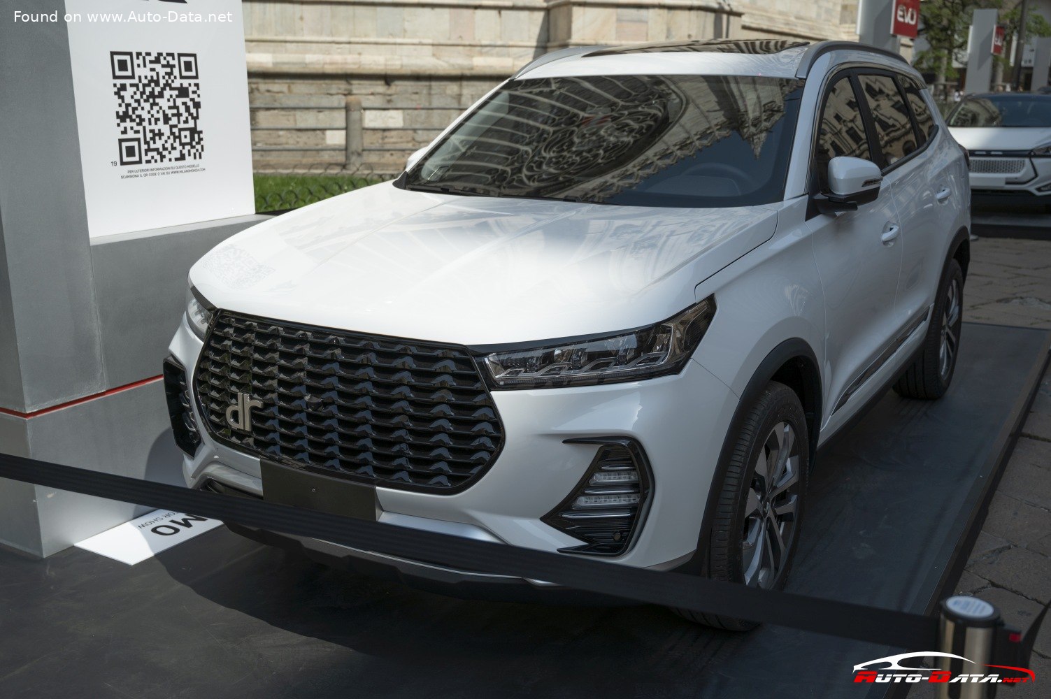 DR 70 2024 1.5 Turbo (317 Hp) Plug-in Hybrid DHT DR 70 2024 1.5 Turbo (317 Hp) Plug-in Hybrid DHT