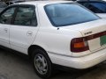 Hyundai Elantra I - Fotografia 4