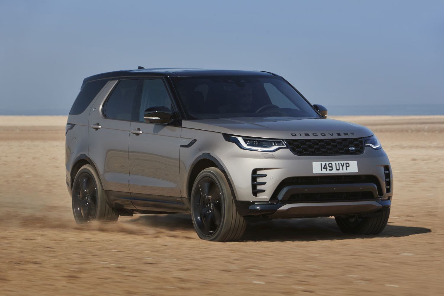 2020 Land Rover Discovery Sport Hybrid L550 - a vote for the